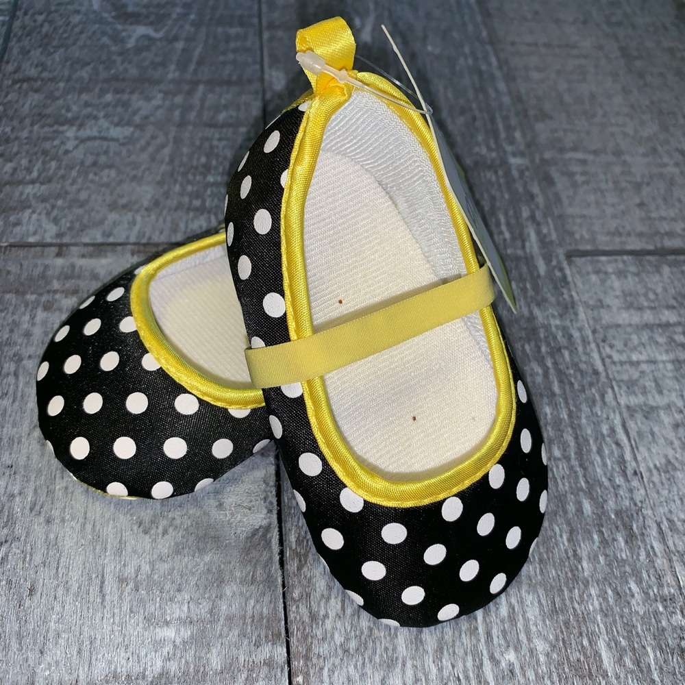 Baby Starters Polkadot Crib Shoes - Picture 1 of 7